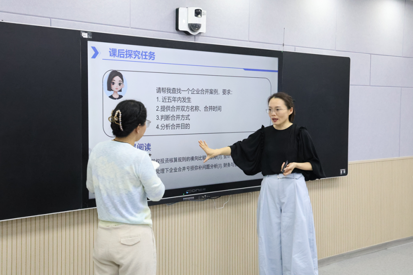 我校举办教学技能视频赛赛前专题辅导培训